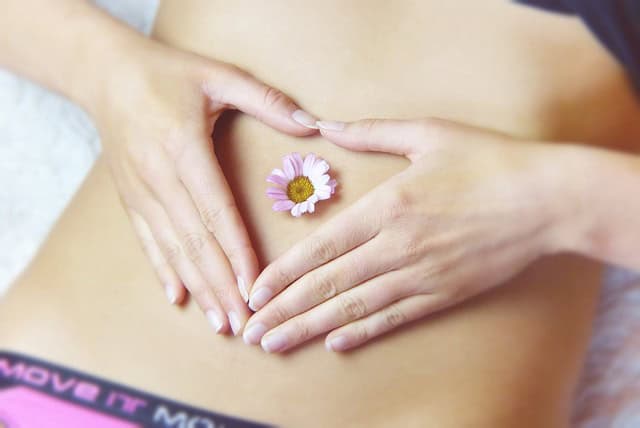 woman 3186730 640 1